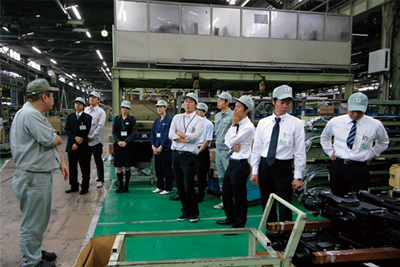 販売会社スタッフのメーカー工場見学